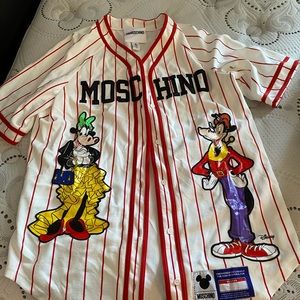Oversized Moschino Jersey